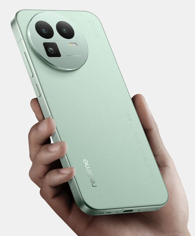 The Realme GT 8 sports a Paper like Recycled Leather back made from silicone The Realme GT 8 sports a Paper-like Recycled Leather back, made from silicone.