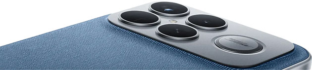 The POCO F8 Ultra in the Denim Blue color is 8.3mm thick and weighs 220g The POCO F8 Ultra in the Denim Blue color is 8.3mm thick and weighs 220g.