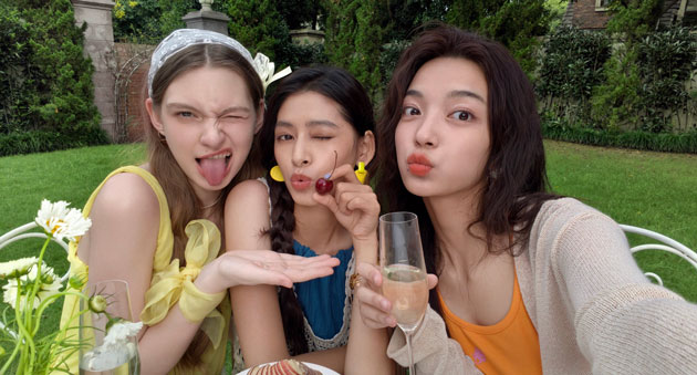 vivo X300 Pro 50MP Front Camera