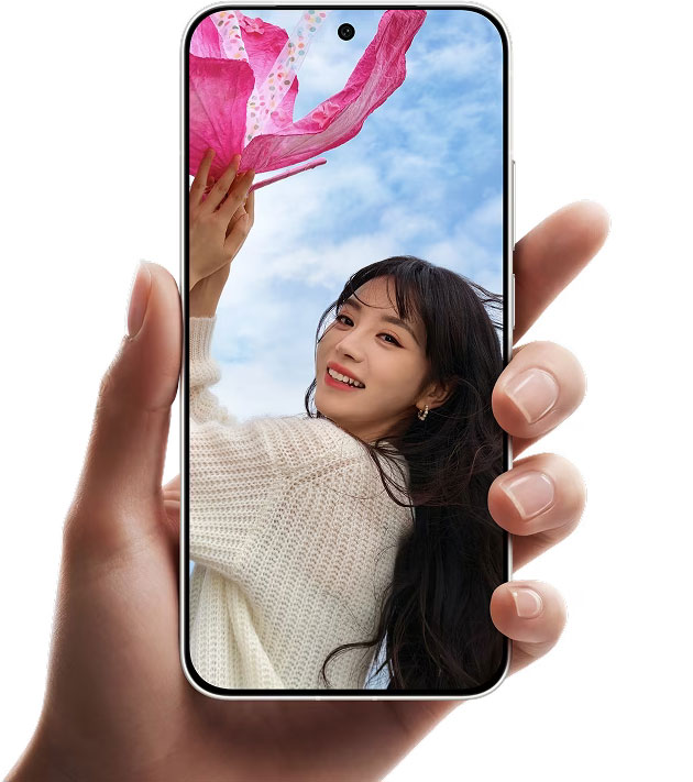 vivo S50 Pro Mini's screen is a 6.31-inch LTPO AMOLED panel with 1.5K resolution and 460 PPI