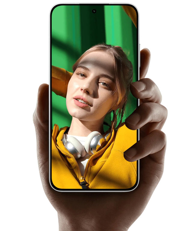 Poco M8 in hand