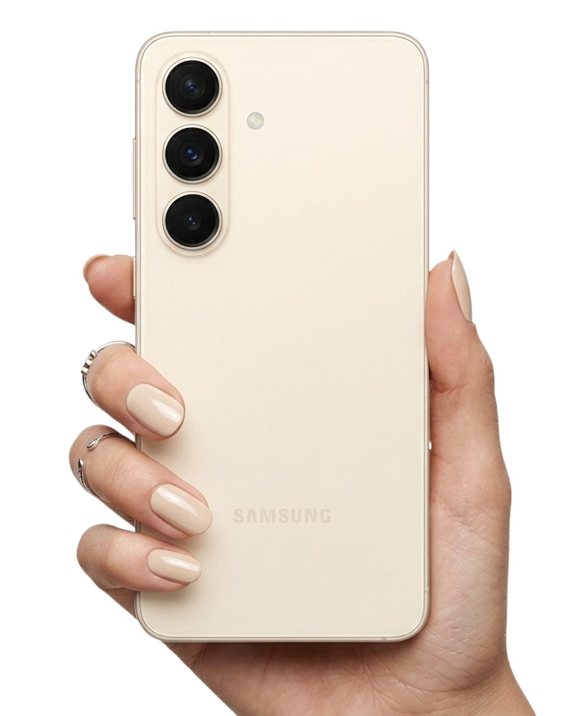 Samsung Galaxy S26 Pink Gold in hand