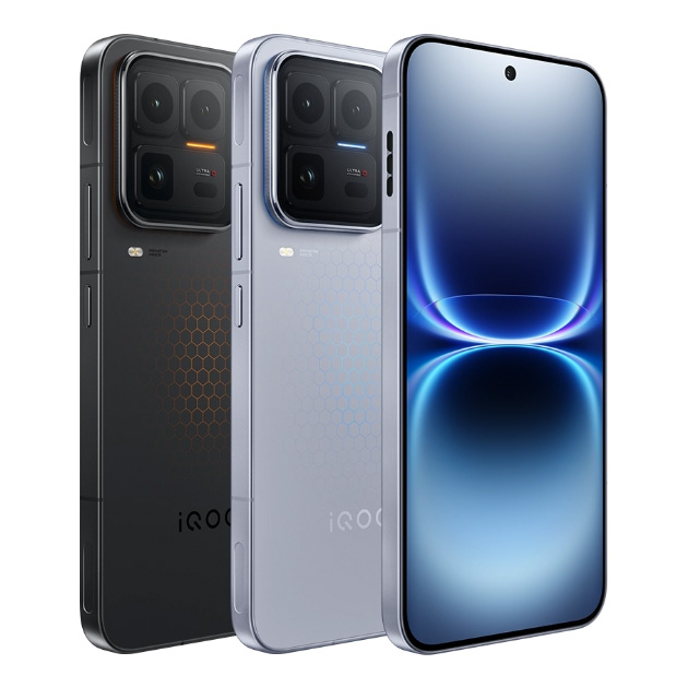 iQOO 15 Ultra Colors Black 2077 and Silver 2049 iQOO 15 Ultra Colors Black (2077) and Silver (2049)