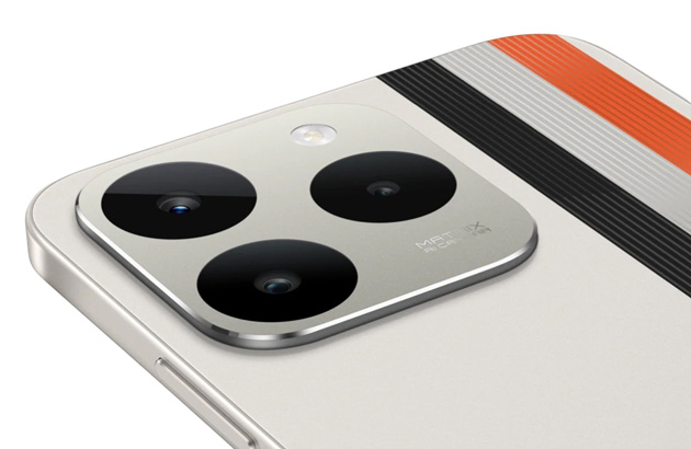 Back design of the Realme Narzo 90 Victory Gold and the triple camera module