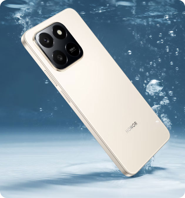 Back view of the Honor X7d in water to show it’s water-resistant
