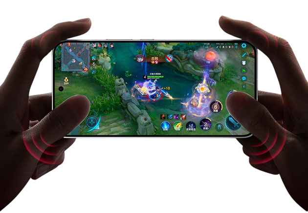 High-graphics gaming experience on the Xiaomi Redmi K90 Max with fast touch response.