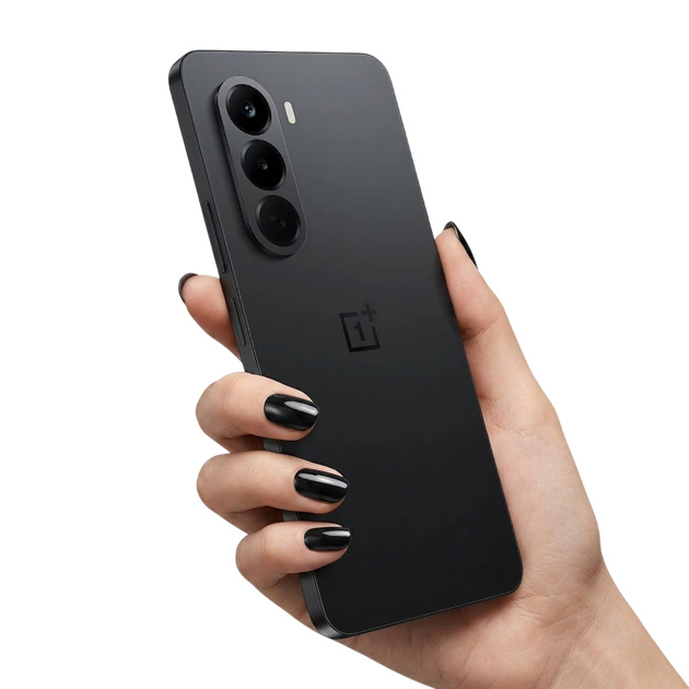 OnePlus Nord CE6 Lite Hyper Black in hand