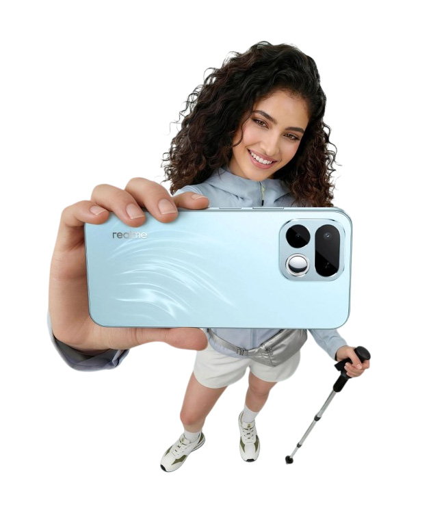 Realme 16T Aurora Green in hand