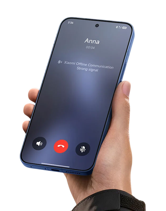 Demonstrating the Xiaomi Offline Communication feature on the Xiaomi 17T Pro's screen during a call