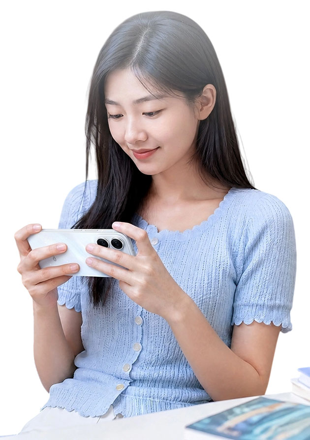 vivo S60 Starry Sea in a girl's hand